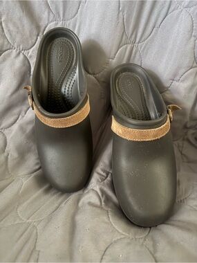 Crocs Dual Comfort Black Clog Mules Women’s Size 9  | Lightweight